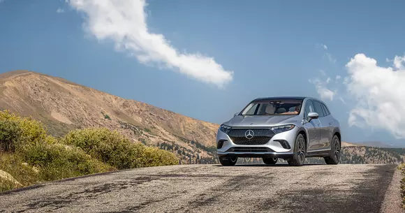 Noul Mercedes-Benz EQS SUV este disponibil pe piața din România: start de la 107.773 de euro