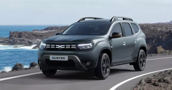 Marca românească a deschis comenzile pentru prima sale piesă de colecție: Dacia Duster Mat Edition ia internetul cu asalt!