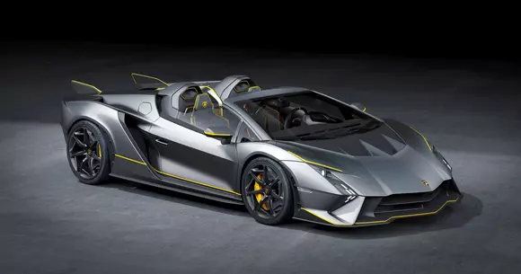 Lamborghini își ia rămas bun de la era V12 cu două modele unice: Invencible și Autentica