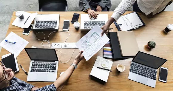 (P) Ce înseamnă mai exact să creezi un site de prezentare cu design unic?