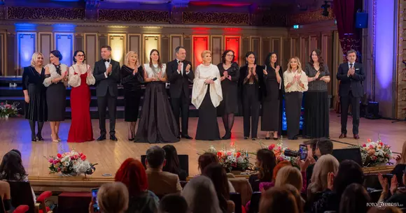 10 femei de nota 10, premiate în cadrul galei CONAF - „Women in Economy - Day by day Heroes”