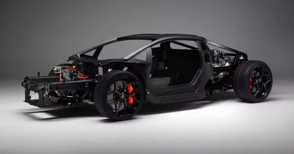 LB744: Știi că este o zi specială atunci când Lamborghini prezintă o nouă platformă