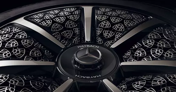 Pachetul Night Series crește exponențial luxul afișat de modelele Mercedes-Maybach