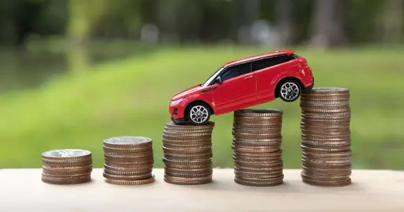 (P) Cât de mult se depreciază o mașină pe an