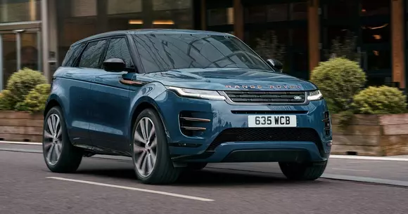 Noua generație Range Rover Evoque 2024, un fel transpunere la scară mai mică a modelelor de top.