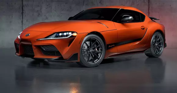 De ziua japonezului, cum s-ar zice: Toyota GR Supra 45th Anniversary Edition face trimitere la istoria etichetei Supra.