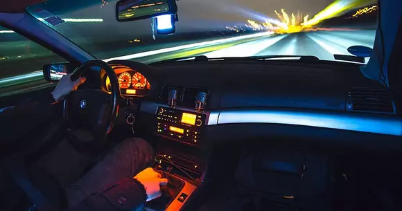 (P) E prima dată când folosești mașini de închiriat în București? Iată ce trebuie să știi despre acest serviciu!