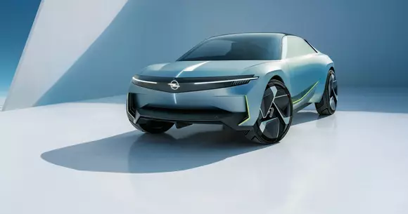 Designul viitoarelor generații Opel va înregistra un nou salt, ilustrat acum de Opel Experimental Concept.