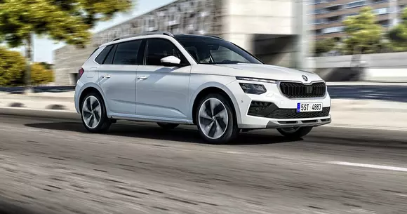 Cel mai mic dintre SUV-urile mărcii cehești, Skoda Kamiq, abordează a doua parte a carierei cu un facelift bine calibrat.