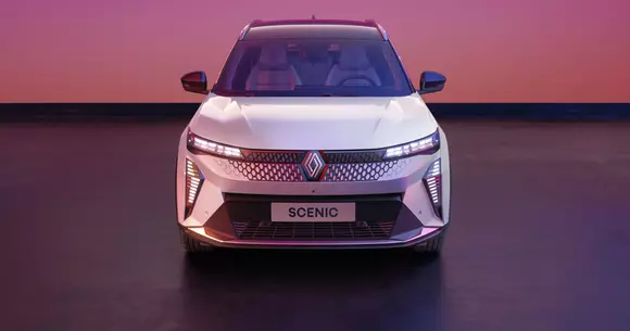 Noul Renault Scenic E-Tech electric vine ca o propunere interesantă pentru familiști