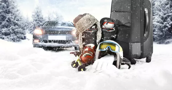 (P) Cum te pregătești pentru excursiile cu mașina în anotimpul rece