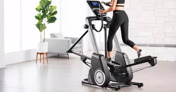 (P) Avantajele antrenamentelor pe o blicicletă eliptică NordicTrack din seria FreeStride