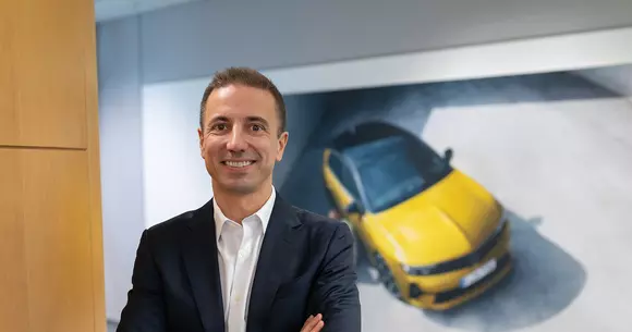 Transformarea mărcii Opel va fi marcată de trei aspecte-cheie în 2024, declară Florian Huettl, director general.