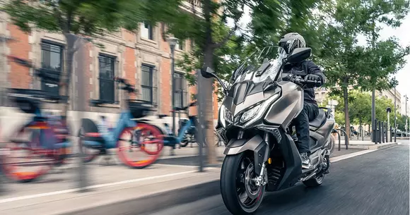 (P) De ce să alegeți un scuter de la un producător consacrat precum Kymco?