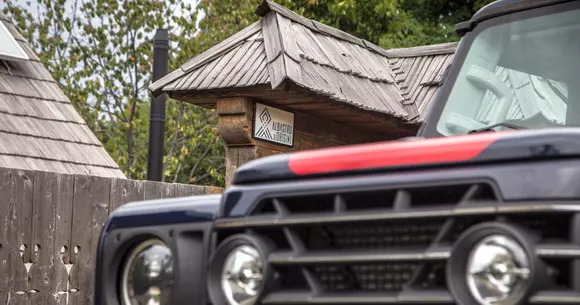 Namaste! And here we go - La Albastru și Origini cu INEOS Grenadier