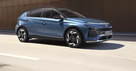 Facelift pentru Hyundai Bayon, SUV-ul de clasă mică propus în oferta europeană a mărcii ca alternativă la Kona.