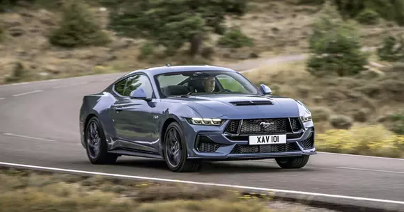 Noua generație Ford Mustang vine în România cu V8 și transmisie manuală