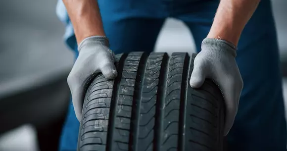 (P) Alegerea anvelopelor de vară: avantaje și sfaturi de selecție