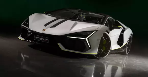 Ce fac departamentele de personalizare axate pe exclusivism? Lucruri de felul lui Lamborghini Revuelto Arena ad Personam...