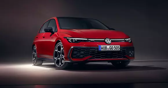 Start de comenzi pentru semnificativ modernizatul VW Golf GTI, care acum mizează pe o putere maximă de 265 CP.