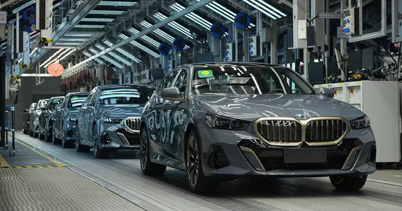 Merge treaba: un milion de BMW-uri produse în ultimele 15 luni la Shenyang. Acolo va fi asimilat în curând și Neue Klasse.