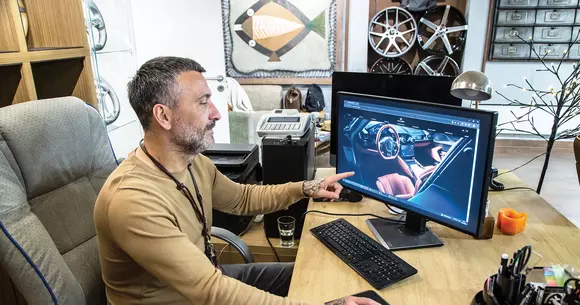 "Totul este personalizabil!" În vizită la Vilner, magicianul interioarelor auto unicat