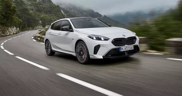 Generația a patra BMW Seria 1, o expresie sportivă compactă!