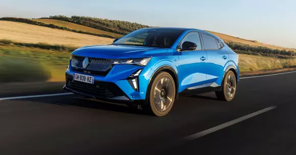 Calibrare de preț tentantă pentru Renault Rafale E-Tech Full Hybrid, noul SUV-coupe al francezilor din clasa medie.