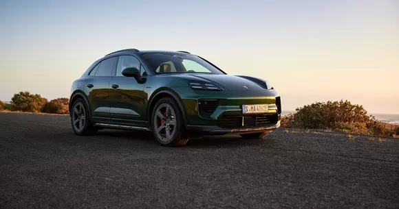 Tracțiune spate pentru noua variantă entry-level a SUV-urilor Porsche Macan, plus alte noi extinderi alte ofertei.