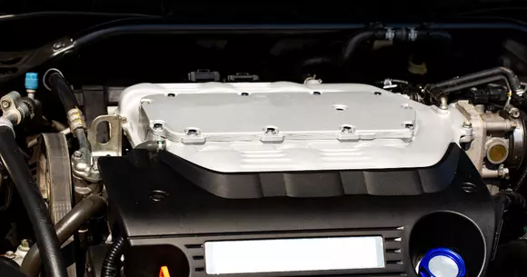 (P) Cum să alegi bateria auto potrivită pentru mașina ta: Ghid complet pentru cumpărători