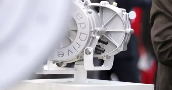 Progrese mari raportate de BMW Startup Garage privind motoarele electrice. Prototipurile Deep Drive le și confirmă.