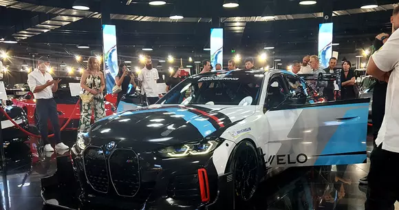 Proiect materializat în România privind la viitorul motorsportului: BMW i4 Racing și Engage Engineering, gata de decolare!