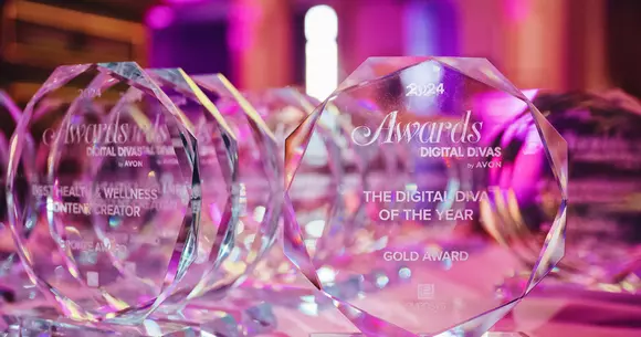 Descopera creatorii de continut premiati la Digital Divas Awards 2024