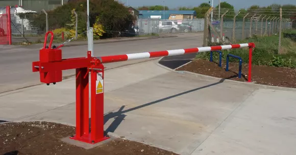 (P) Cât de necesare sunt barierele manuale pentru parcări