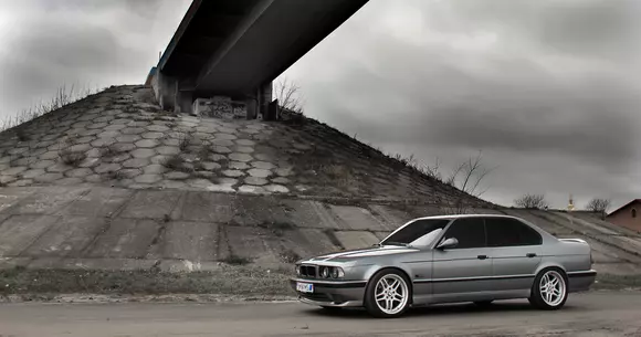 (P) Retro rides - Mașinile iconice din anii '90