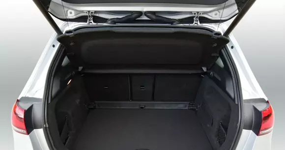 (P) Cum alegi tăvița de portbagaj perfectă pentru modelul tău de Volkswagen?