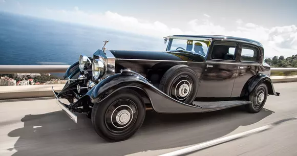 Considerat a fi materializarea supremă a luxului, Rolls-Royce Phantom aniversează 100 de ani de la prima apariție.