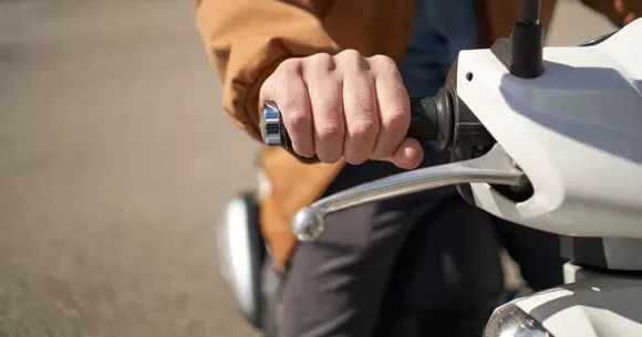 (P) Top 5 motive pentru care să alegi un scuter pentru deplasare