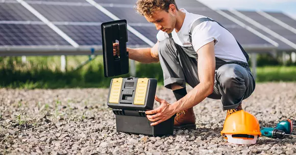 (P) Materiale recomandate în structura sistem prindere panouri fotovoltaice pentru durabilitate sporită