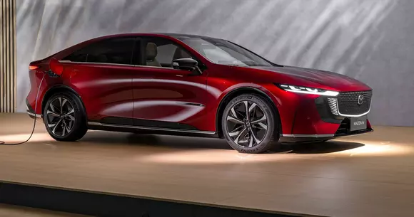 Cât de scumpă poate fi o frumusețe ca Mazda 6e, dacă mai punem la socoteală și noile pretenții premium ale mărcii?
