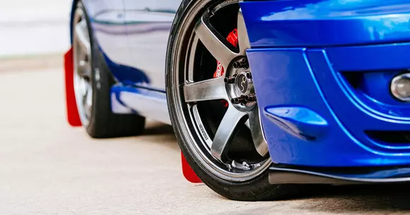 (P) Anvelope de vară 2025: Cum alegi modelul potrivit pentru siguranță, confort și economie