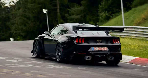 Revenirea lui Ford Mustang GTD pe circuitul Nürburgring s-a terminat cu o performanță situată semnificativ peste așteptări!