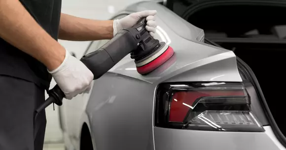 (P) Ghid pentru detailing auto profesionist: Echipamentele esențiale care fac diferența între amator și expert