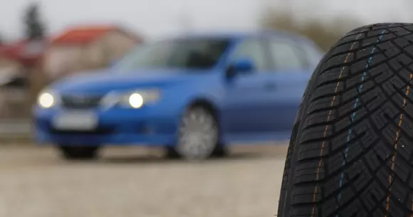 Pneul AllseasonContact 2, o propunere tentantă de la Continental. Cum face față, dacă insistăm mai tare?