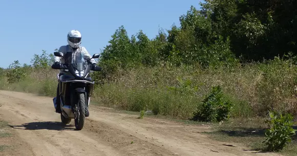 Aventura rămâne, tradiţia se păstrează? – Honda XL750 Transalp