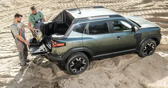 Probabil cea mai originală caroserie de gen din lume: Dacia Duster Pick-up 2025, made in Câmpulung Muscel!