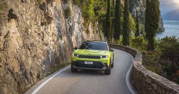 Noul Jeep Compass: prima apariție publică la Tannistest 2025