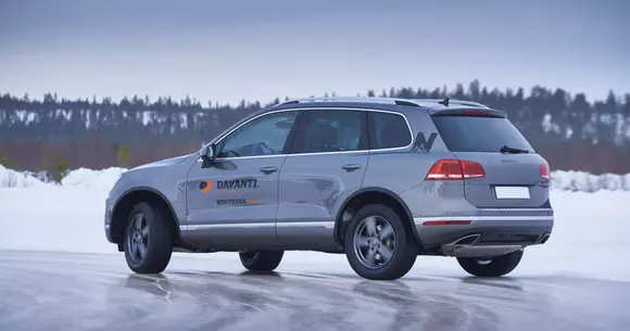 (P) Care sunt semnele de uzură anormală a anvelopelor și cum le corectăm?