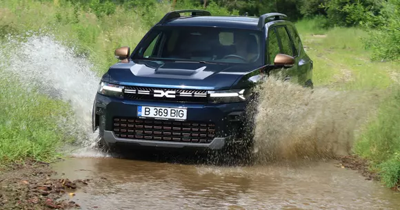 Un eveniment de presă din Marea Britanie a onorat Dacia Bigster cu titlul de Family Car of the Year 2025, iar asta nu e tot!