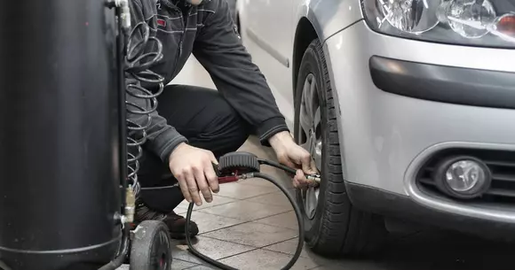 (P) Pregătirea de iarnă: Cele 2 puncte critice ale mașinii pe care mulți șoferi le ignoră